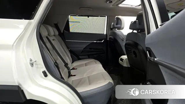 Ssangyong Torres EVX 2023 Белый из Кореи, фото 3