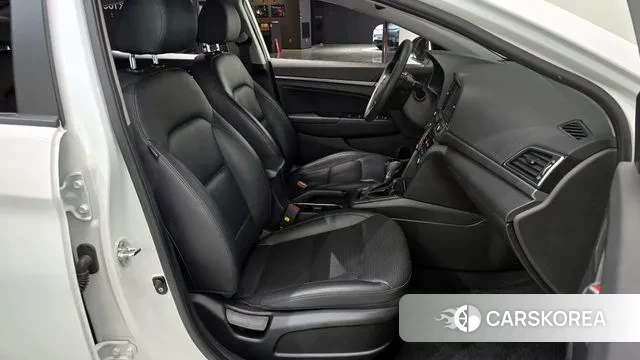 Hyundai Avante AD 2018 Белый из Кореи, фото 3