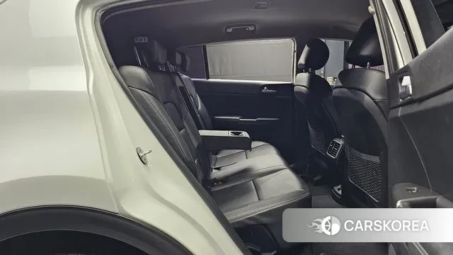 Kia Sportage 4th Generation 2018 Белый из Кореи, фото 3