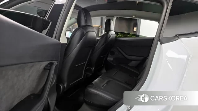 Tesla Model Y 2022 Белый из Кореи, фото 3