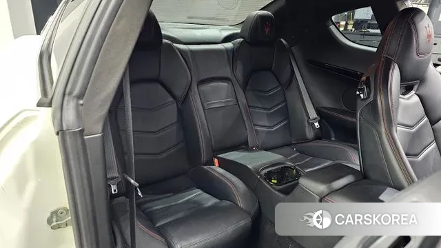 Maserati GranTurismo 2018 Белый из Кореи, фото 3