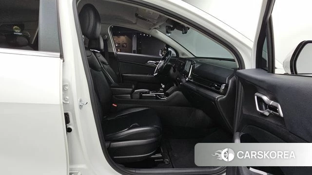Kia Sportage 5th Generation 2022 Белый из Кореи, фото 3