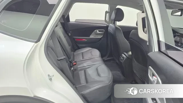 Kia Niro Plus 2022 Белый из Кореи, фото 3