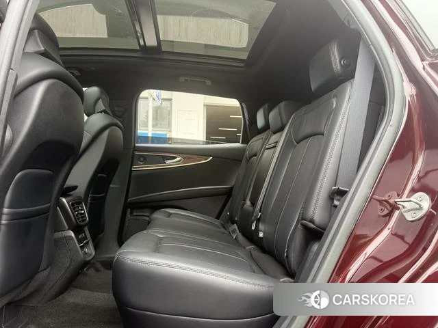 Lincoln Navigator (import) 2020 Красный из Китая, фото 3