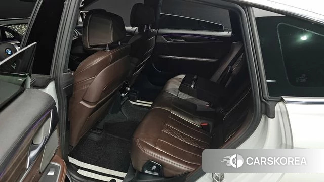 BMW 6 Series GT (G32) 2020 Белый из Кореи, фото 3