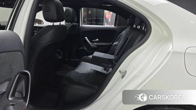 Mercedes-Benz A-Class W177 2022 Белый из Кореи, фото 3