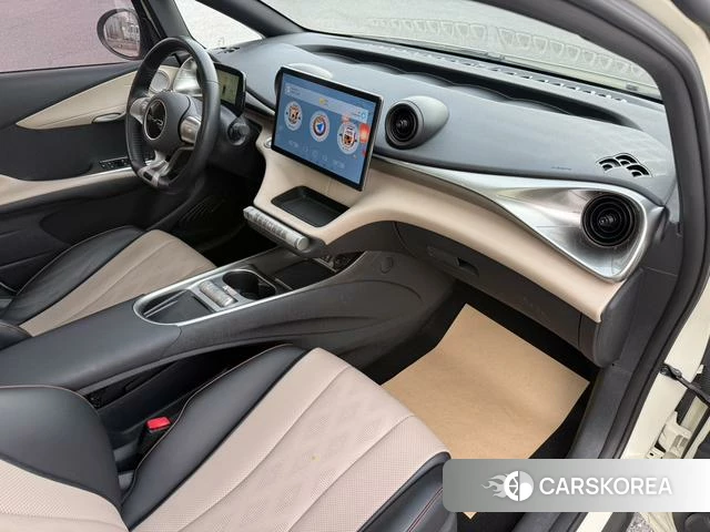 BYD dolphin 2023 Белый из Китая, фото 3