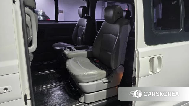 Hyundai The New Grand Starex 2018 Белый из Кореи, фото 3