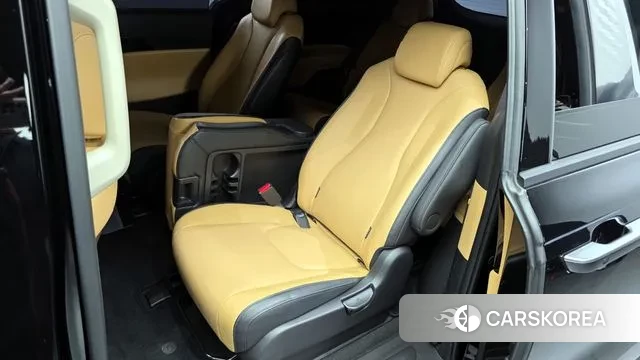 Kia Carnival 4th generation 2022 Черный из Кореи, фото 3