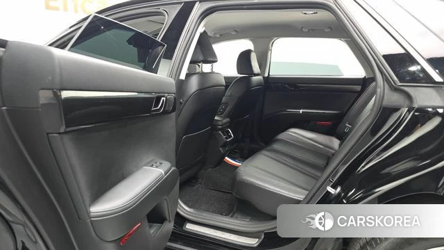 Hyundai Grandeur Hybrid (GN7) 2023 Черный из Кореи, фото 3