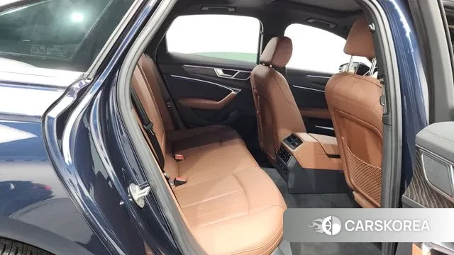 Audi A6 (C8) 2023 Синий из Кореи, фото 3