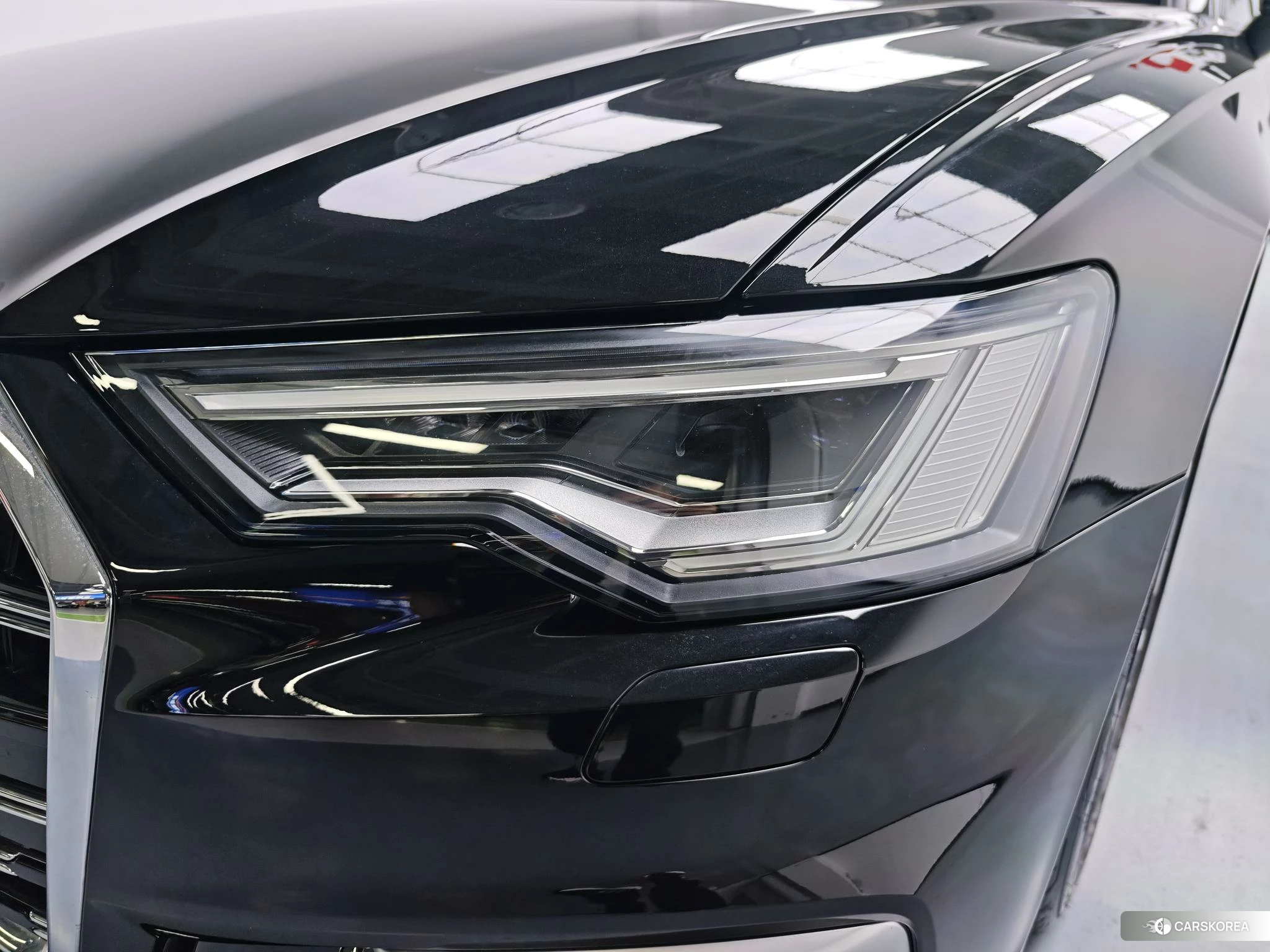 Audi A6L 2023 Черный из Китая, фото 3