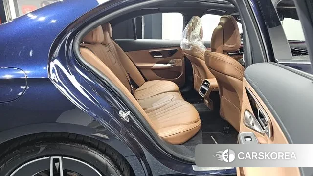 Mercedes-Benz E-Class W214 2024 Синий из Кореи, фото 3