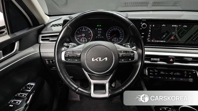 Kia K5 3rd generation 2022 Белый из Кореи, фото 3