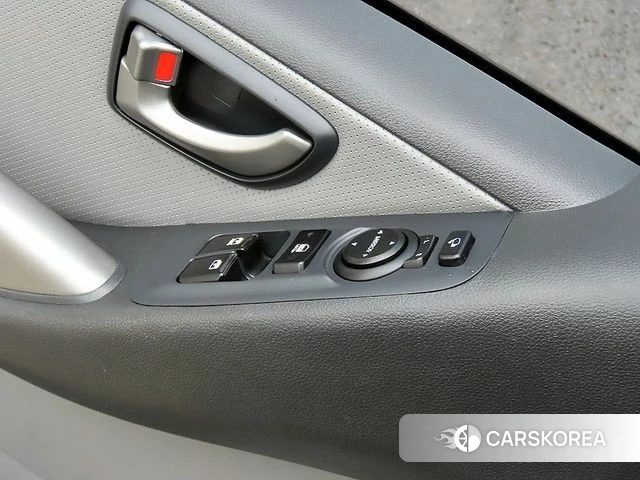 Hyundai The New Grand Starex 2018 Серебристо-серый из Кореи, фото 3