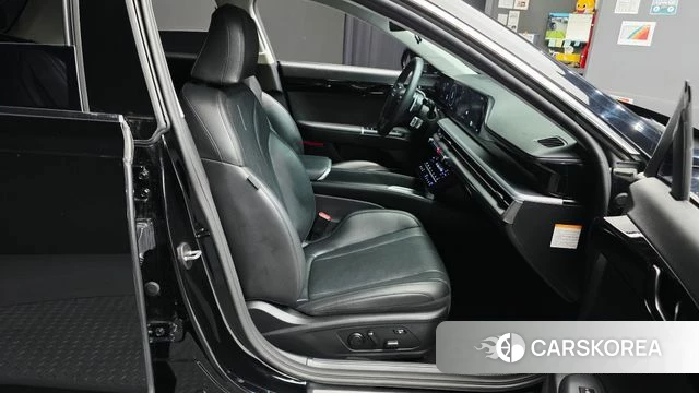 Hyundai Grandeur Hybrid (GN7) 2023 Черный из Кореи, фото 3