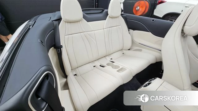 Mercedes-Benz CLE-Class C236 2025 Белый из Кореи, фото 3
