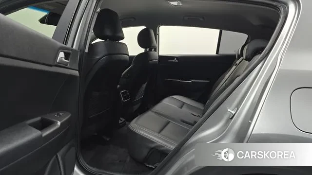 Kia Sportage The Bold 2018 Серебристо-серый из Кореи, фото 3