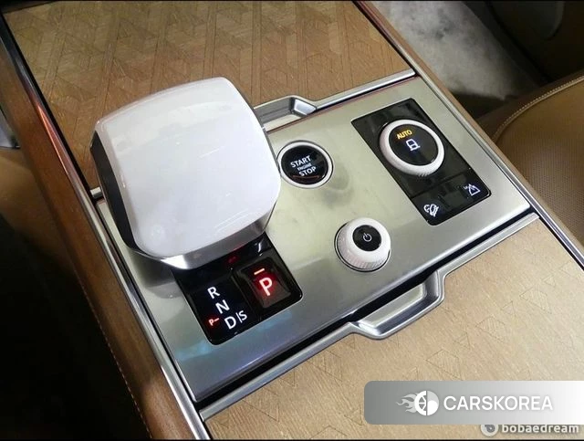 Land Rover Range Rover 5th Generation 2023 Белый из Кореи, фото 3