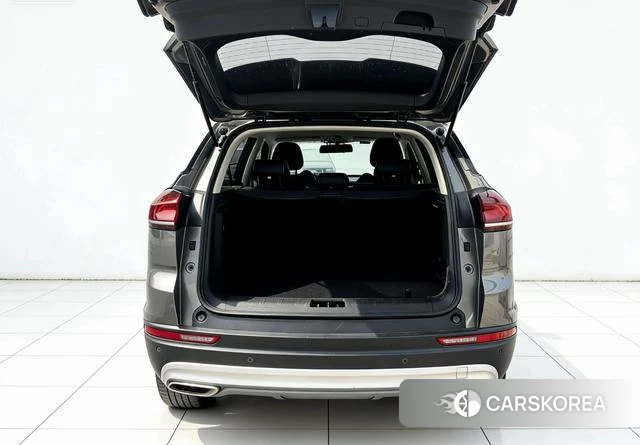 Geely Automobile Boyue 2021 Темно-серый из Китая, фото 3