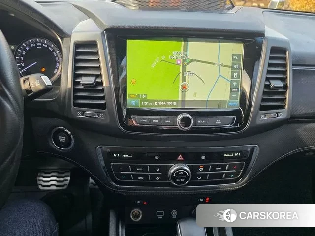 Ssangyong The New Rexton Sport 2021 Песочный из Кореи, фото 3