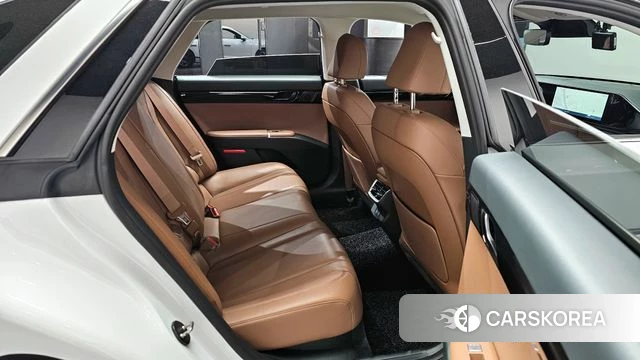 Hyundai Grandeur (GN7) 2023 Белый из Кореи, фото 3