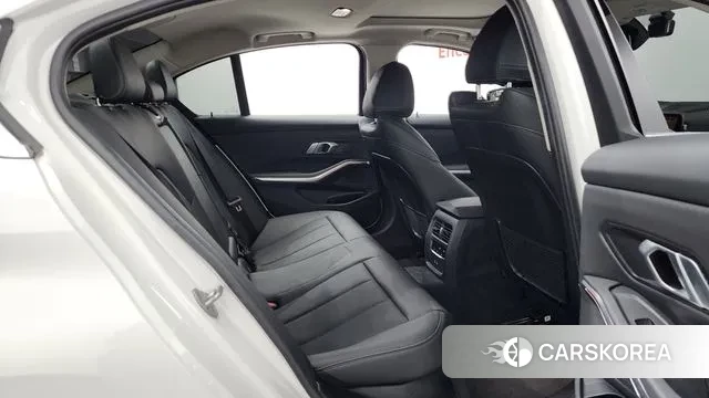 BMW 3 Series (G20) 2022 Белый из Кореи, фото 3