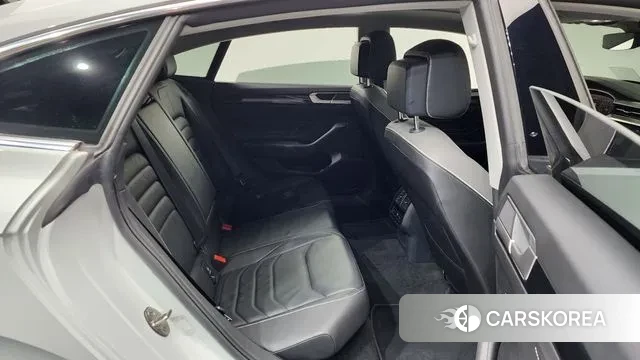 Volkswagen Arteon 2022 Белый из Кореи, фото 3