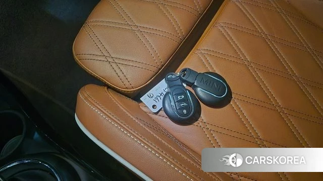 Mini Cooper S Clubman 2022 Серебристо-серый из Кореи, фото 3