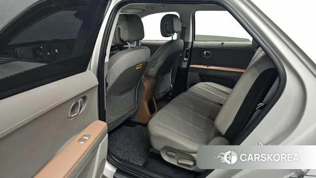 Hyundai Ionic 5 2022 Серебристо-серый из Кореи, фото 3