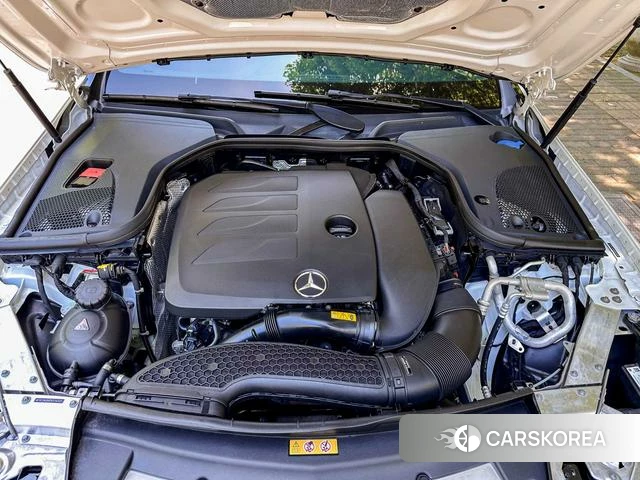 Mercedes-Benz CLS 2023 Белый из Китая, фото 3