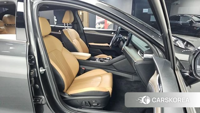 Kia K5 3rd generation 2022 Серый из Кореи, фото 3