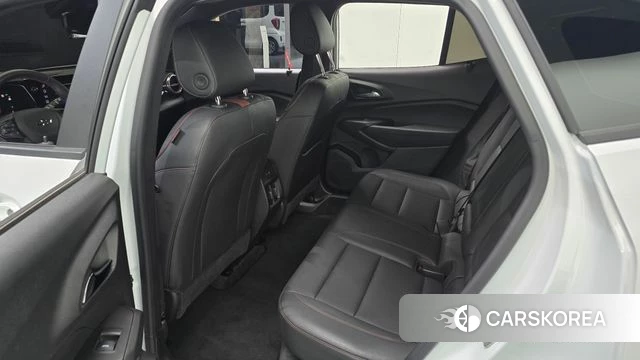 Chevrolet (GM Daewoo) Trax Crossover 2024 Белый из Кореи, фото 3