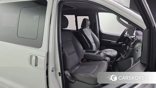 Hyundai The New Grand Starex 2018 Белый из Кореи, фото 3