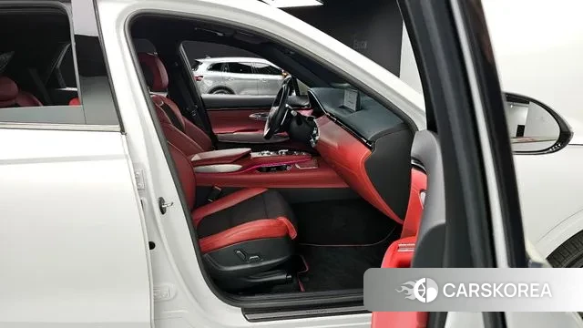 Genesis GV70 2021 Белый из Кореи, фото 3