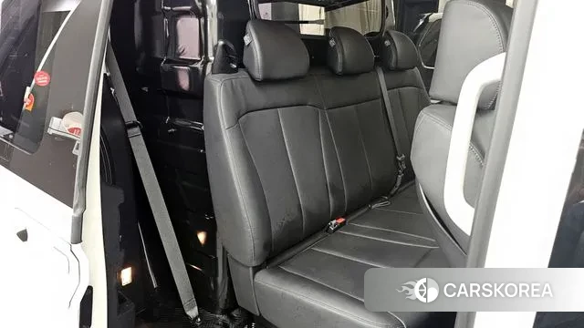 Hyundai Staria 2024 Белый из Кореи, фото 3