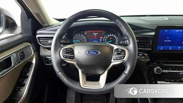 Ford Explorer 6th Generation 2023 Белый из Кореи, фото 3