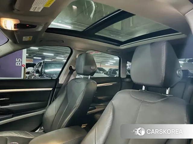 BMW 3 Series GT (F34) 2019 Белый из Кореи, фото 3