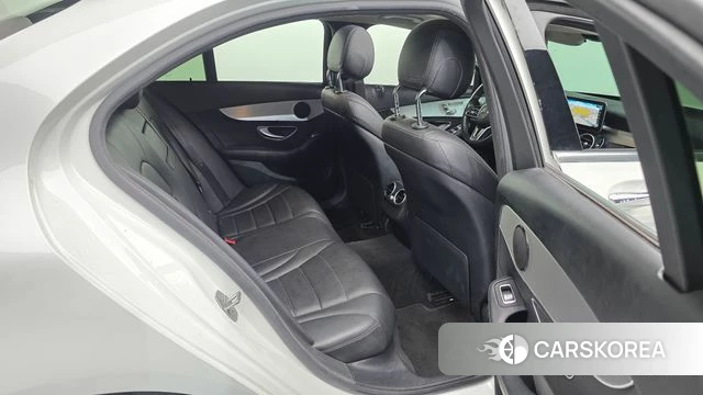 Mercedes-Benz C-Class W205 2020 Белый из Кореи, фото 3