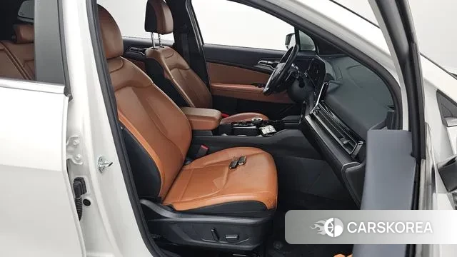 Kia Sportage 5th Generation 2022 Белый из Кореи, фото 3