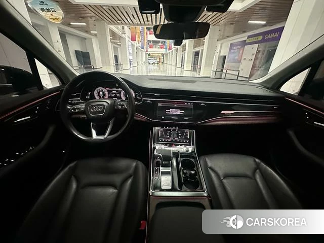Audi Q7 2024 Черный из Китая, фото 3