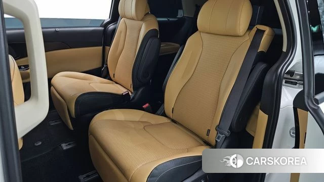 Kia Carnival 4th generation 2023 Белый из Кореи, фото 3