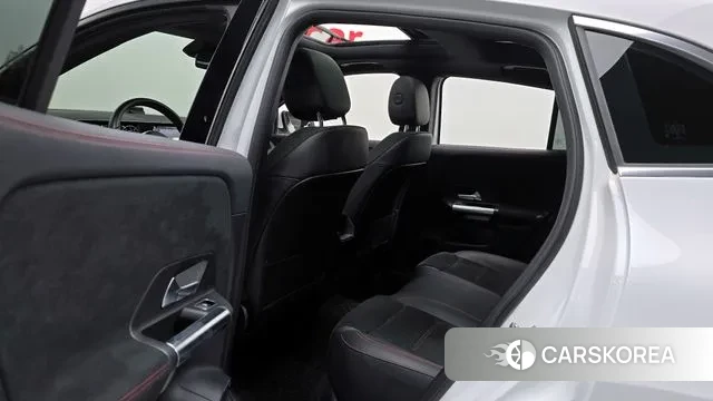 Mercedes-Benz GLA - Class H247 id 2976174 из Кореи 3