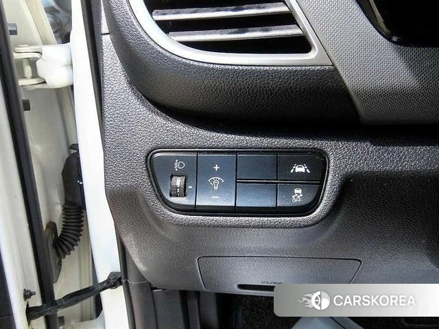 Kia Seltos 2021 Белый из Кореи, фото 3