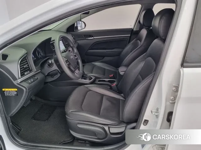 Hyundai Avante AD 2018 Белый из Кореи, фото 3