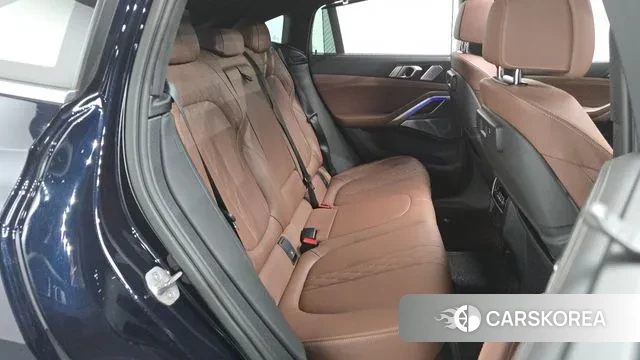 BMW X6 (G06) 2022 Черный из Кореи, фото 3