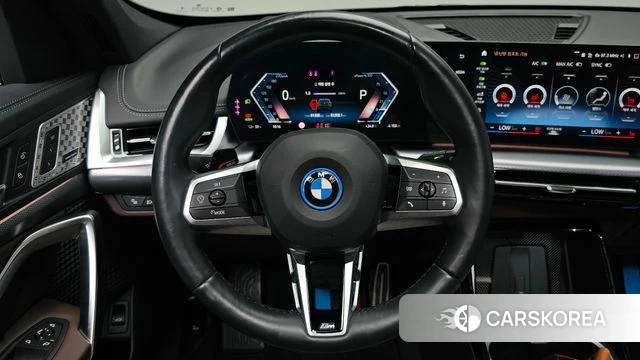 BMW iX1 (U11) 2023 Цвет галактики из Кореи, фото 3