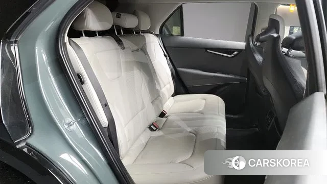 Kia Di Ol Nu Niro 2022 Темно-зеленый из Кореи, фото 3