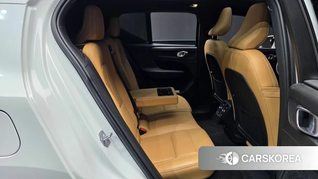 Volvo XC40 2020 Белый из Кореи, фото 3