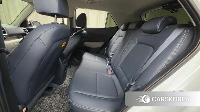 Hyundai Venue 2025 Белый из Кореи, фото 3